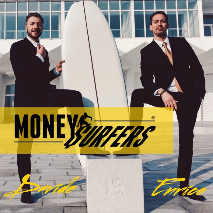 SurfingTheBricks di MoneySurfers